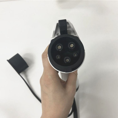 Термопластичный материал корпуса типа 1 IP55 32A 250V AC однофазный зарядной плагин для электромобилей