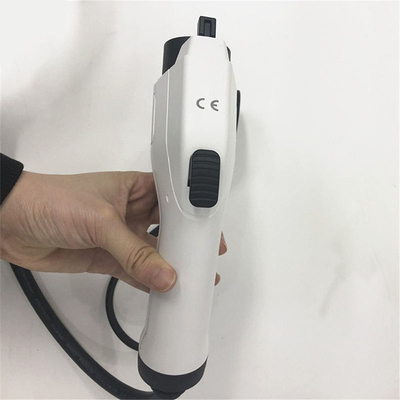 Термопластичный материал корпуса типа 1 IP55 32A 250V AC однофазный зарядной плагин для электромобилей